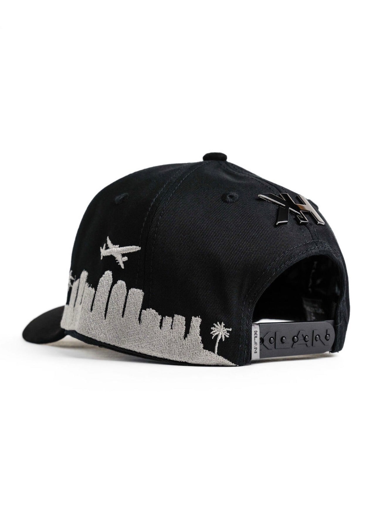LA FLAMAS BLACK